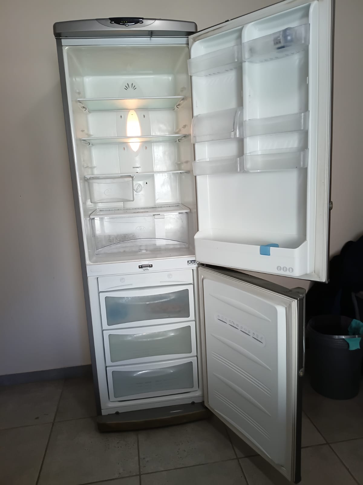 Experienced Fridge Repair Technician Wanted