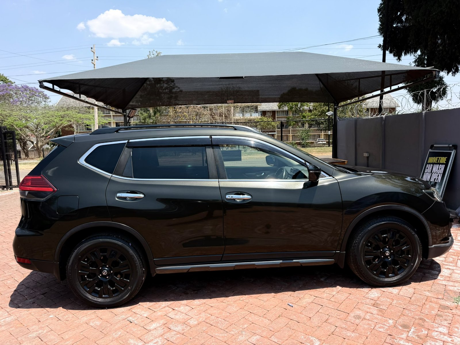 Nissan in Mt Pleasant